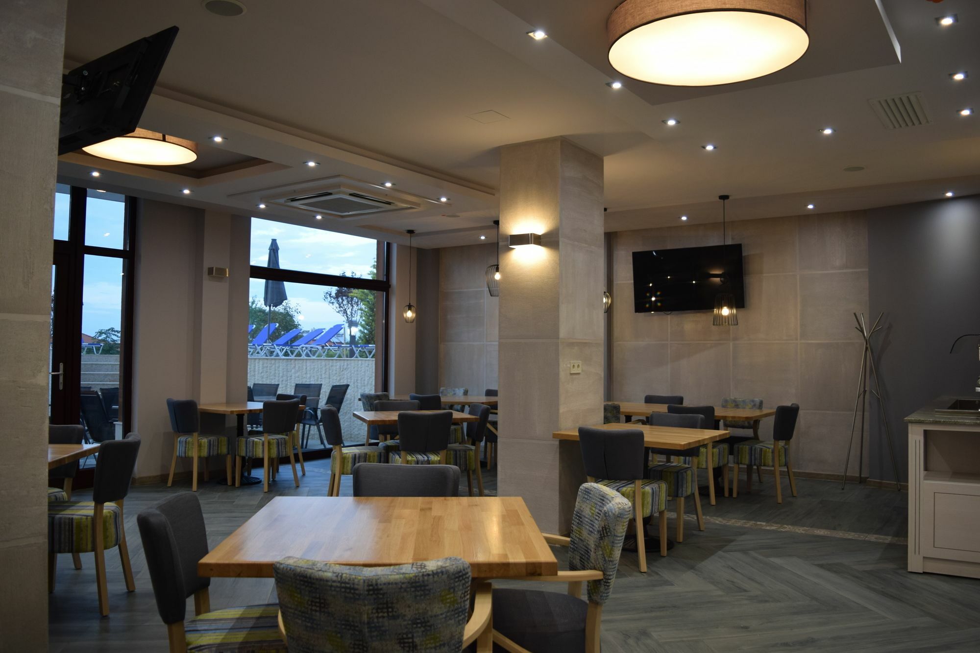 Cristiani Hotel 소조폴 외부 사진